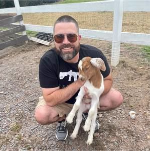 Meet your Posher, Bill